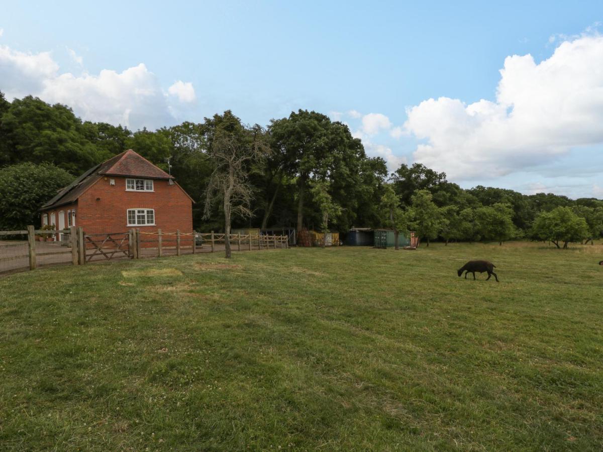Whitlow Lodge Annex Gloucester Exterior foto